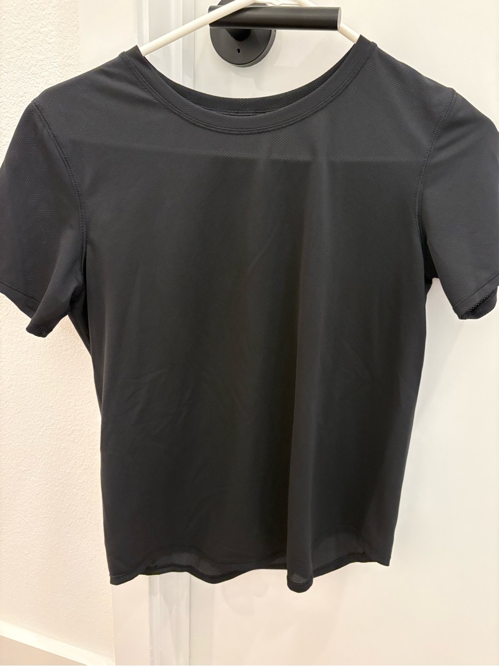 Lululemon High Neck Running and Training T-Shirt *Read*